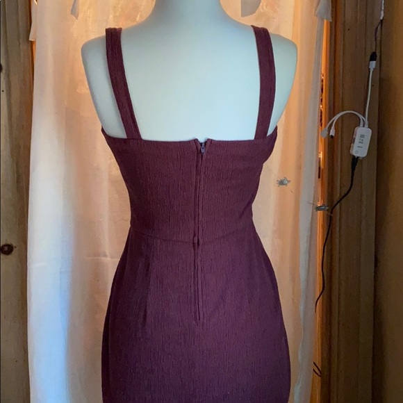 Really cute tight dress - Picture 3 of 3